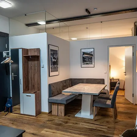 Adlernest Apartamento *